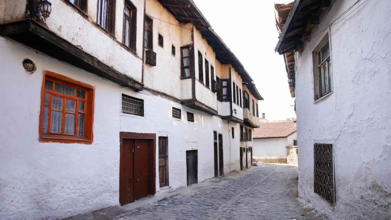 Sağlık, Ulaşım, Konut… Kütahya’da Zirveye Çıkan İlçe Belli Oldu!