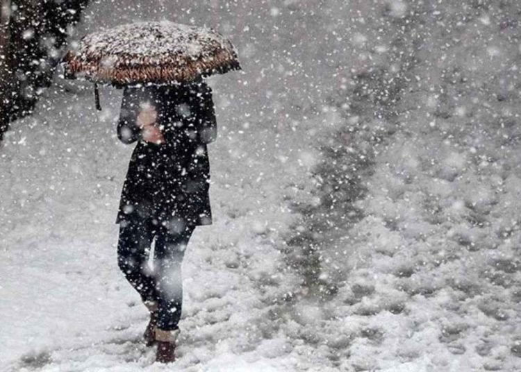 Lodos bitiyor, kar başlıyor: İstanbul için peş peşe uyarılar geldi!