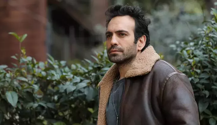 Buğra Gülsoy Kimdir? Hayatı, Kariyeri ve Başarıları