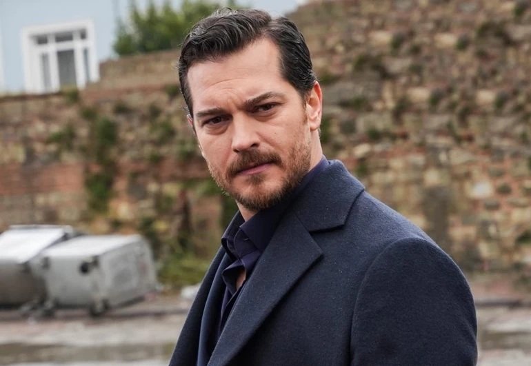 Çağatay Ulusoy Kimdir? Kaç Yaşında?