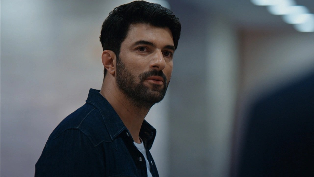 Engin Akyürek Kimdir? Nereli? Kariyeri ve Hayatı