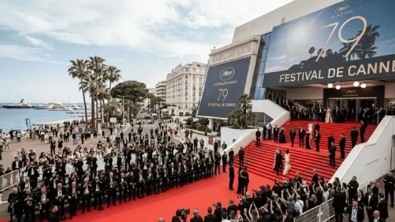 Cannes Film Festivali’nin Büyüleyici Atmosferi ve Tartışmalar