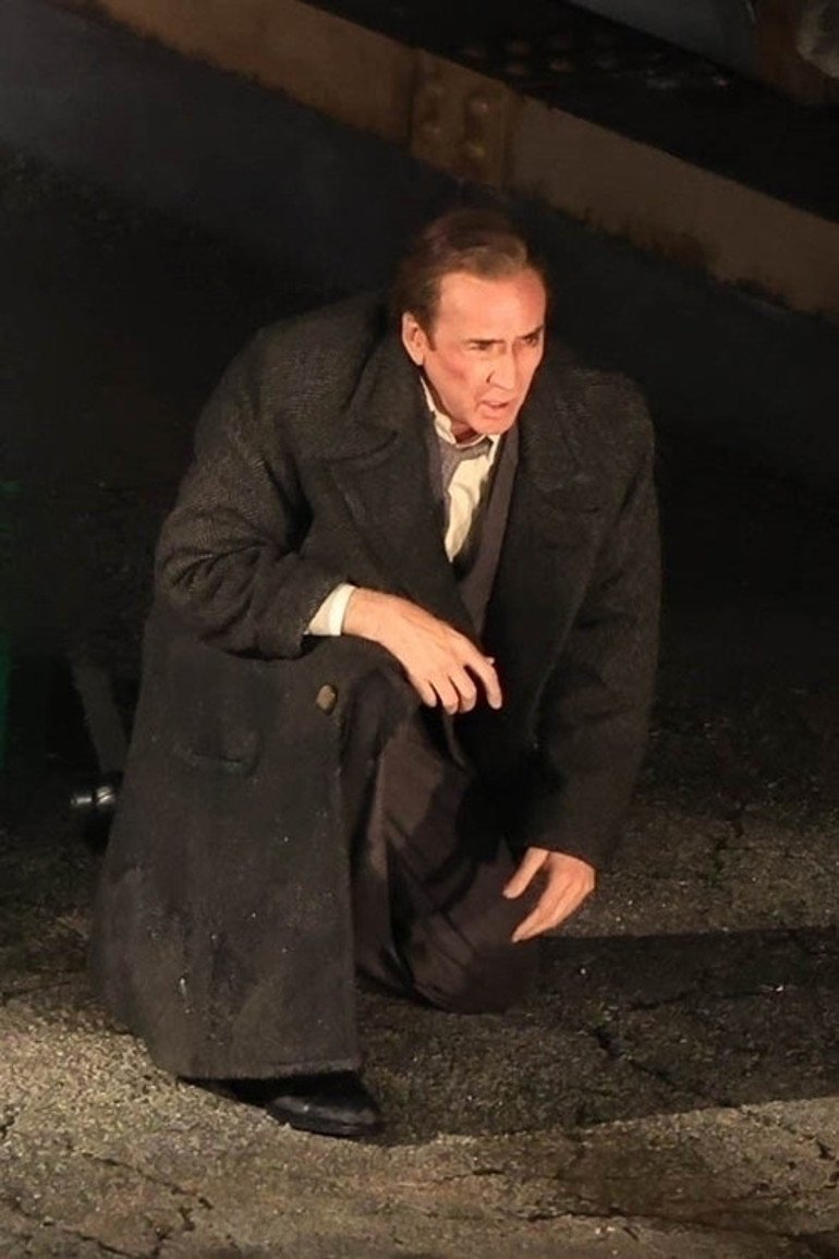 Nicolas Cage'in Yönetmenlerle İlgili Deneyimleri ve Ekonomik Mücadeleleri