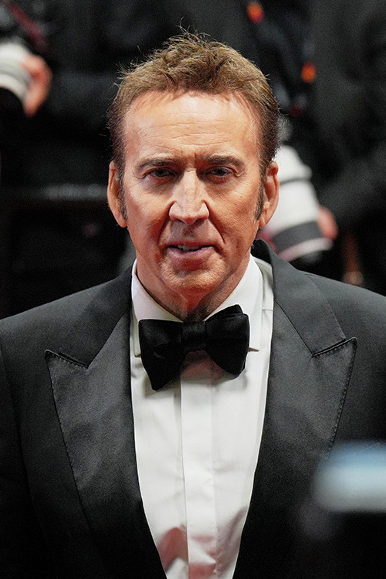 Nicolas Cage'in Yönetmenlerle İlgili Deneyimleri ve Ekonomik Mücadeleleri