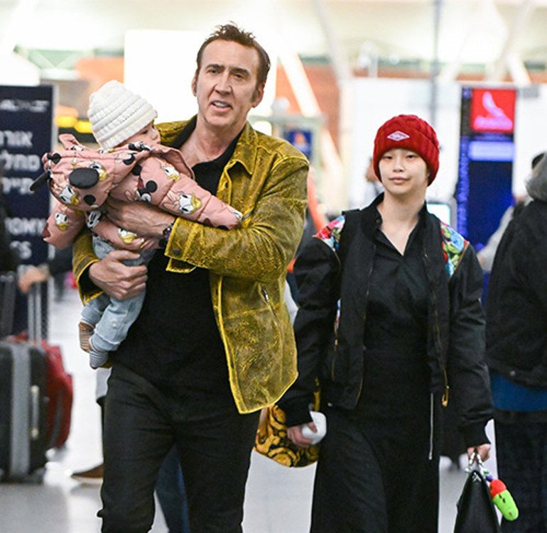 Nicolas Cage'in Yönetmenlerle İlgili Deneyimleri ve Ekonomik Mücadeleleri