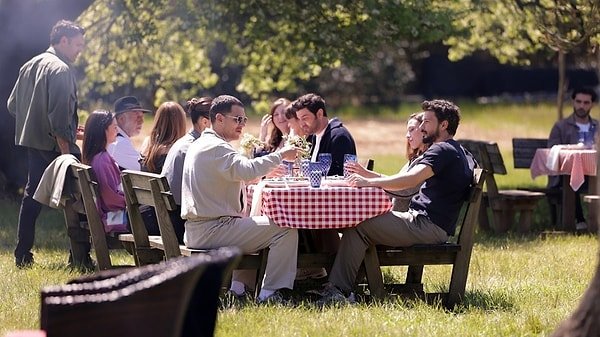 Televizyon Dünyasında Son Gelişmeler: Diziler, Oyuncular ve Reytingler