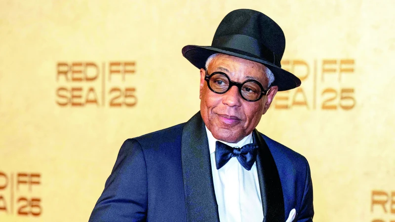 Giancarlo Esposito Müslüman Oldu!